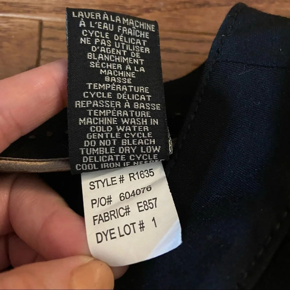 💥5/$25 Renuar women’s black pants in size 2 - Picture 6 of 9